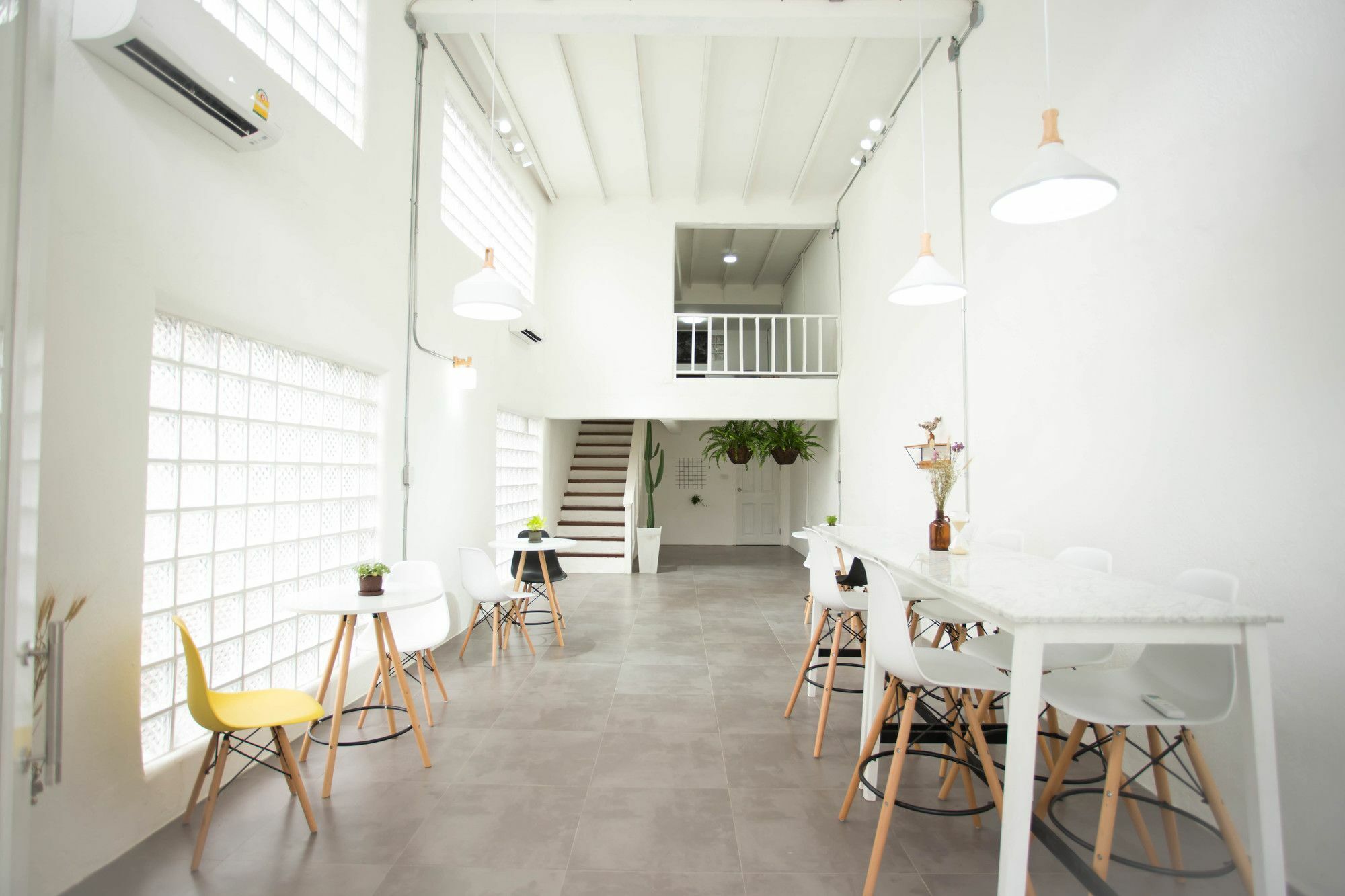 Yha Thapae Station Hostel Τσιάνγκ Μάι Εξωτερικό φωτογραφία
